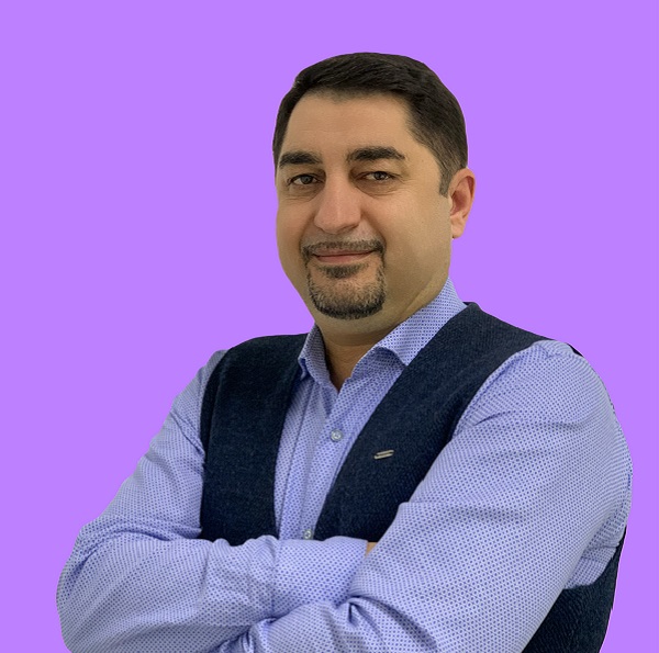 Владислав Багдасаров