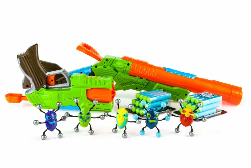 Набор бластеров X-Shot Огонь по жукам (2 вида оружия, 5 жуков, 24 патрона) (4804)