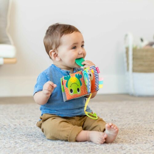 Навесная книга с прорезывателем INFANTINO Животные (005362I)