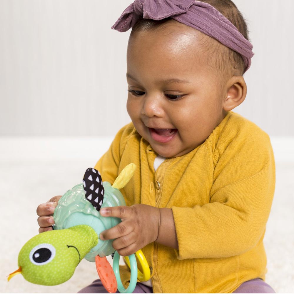 Игрушка мягкая навесная INFANTINO Черепаха (216478I)