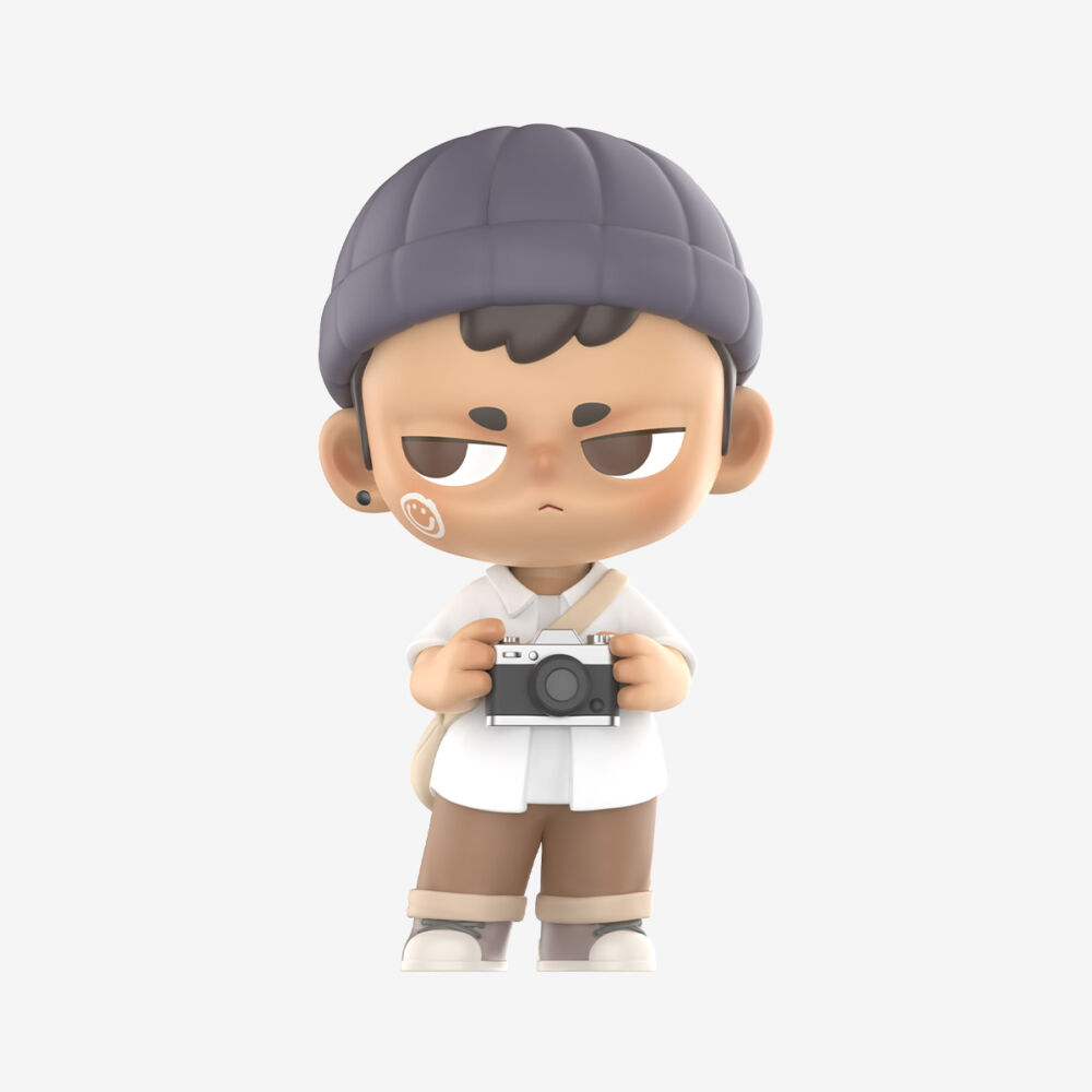 POP MART surprise toy with KUBO Walks of Life collectible figure (KBWOL-01)