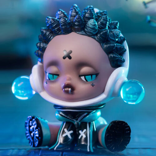 POP Mart surprise toy with SKULLPANDA collectible figure City of Night series (SPCN-01)