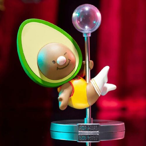 Игрушка-сюрприз POP MART с коллекционной фигуркой Avofriends Dance (AVD-01)