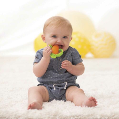 Прорізувач текстурний для INFANTINO зубів Морква (216216I)